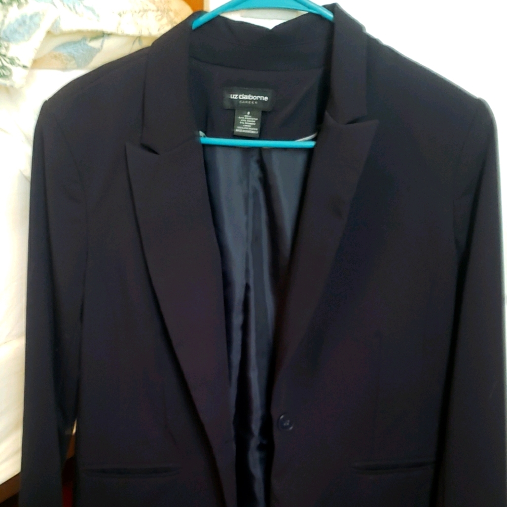 Liz Claiborne navy blazer with pockets